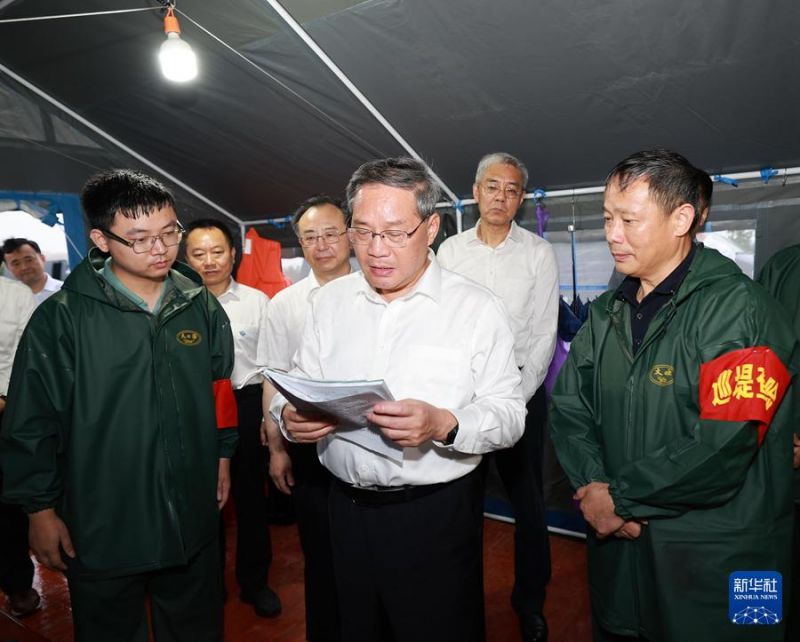 李强在江西检查指导防汛工作时强调 强化风险意识 坚持防患未然 毫不松懈做好防汛抢险救灾各项工作